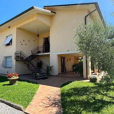Casa Corte Degli Olivi 2 Hébergement de vacances *